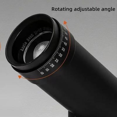 90 Ra 1CCT eingebauter Fahrer Anti-Blendung 10-60 Grad Zoombare Linse LED Fokuslicht Streckenlicht 0,8kg