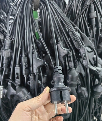 Outdoor Hängende Glühbirnen Set 100m wasserdicht IP65 Kabel mit 200pcs verstellbaren Halter