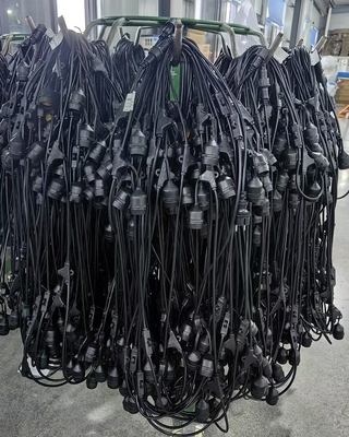 Outdoor Hängende Glühbirnen Set 100m wasserdicht IP65 Kabel mit 200pcs verstellbaren Halter