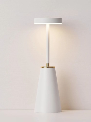 Metall Nachtlicht Bettlampe Drahtlose wiederaufladbare Tischlampe für Schlafzimmerdekoration