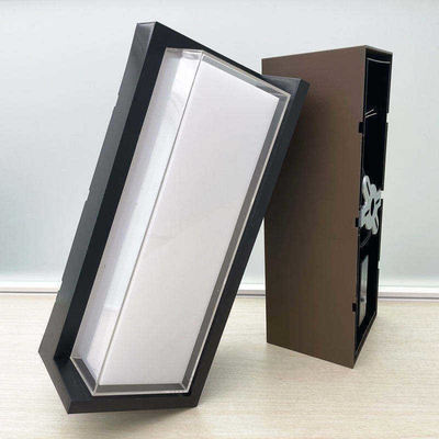 Außenwasserdichtes LED-Wandlicht mit 80lm/w Effizienz und 3000K/4000K/6500K CCT
