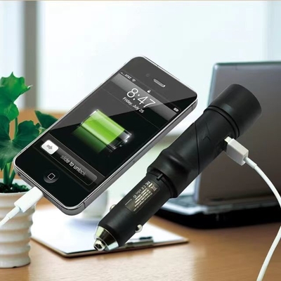 Sicherheitshammer-Powerbank mit 5,0V/2,4A USB-Zelltelefon-Auto-Ladegerät und LED-Lichtquelle