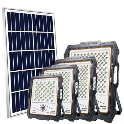 15000 Arbeitsstunden Lebensdauer Solar-LED-Außenlicht für wasserdichtes Lagerstadion
