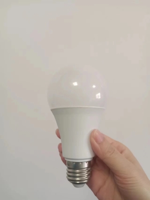 15W 1500LM LED Radar Bewegungssensor Glühbirne für Innen-/Außenschutz 15000 Stunden
