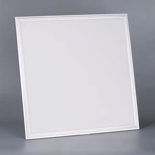 60*60cm LED-Lampen mit 4000LM und 15000 Arbeitsstunden